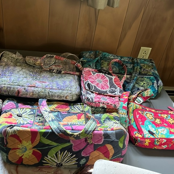 Vera Bradley 6 Free Item - Picture 1 of 6